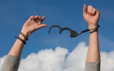 #60 | Drogati di felicità: le sostanze stupefacenti responsabili del nostro benessere